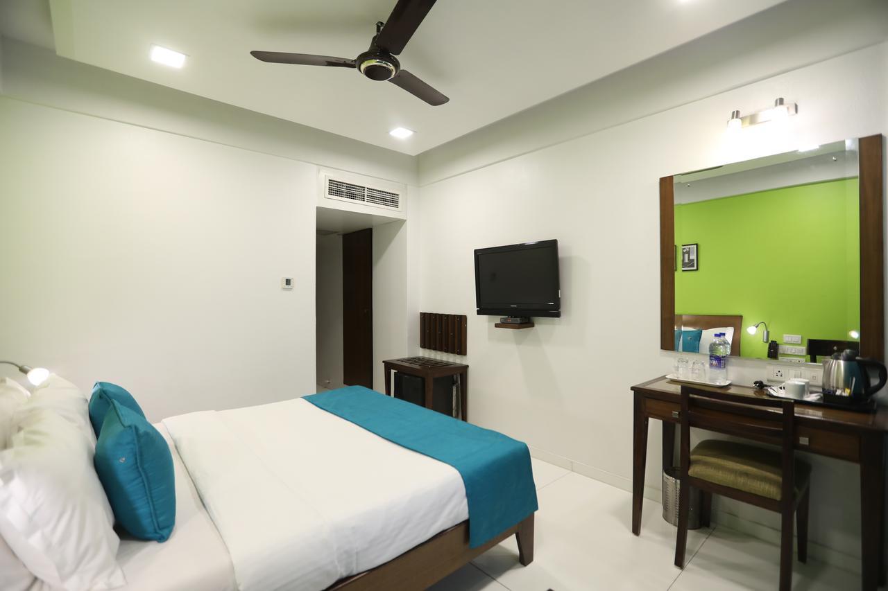 Citizen Hotel Bombay Extérieur photo
