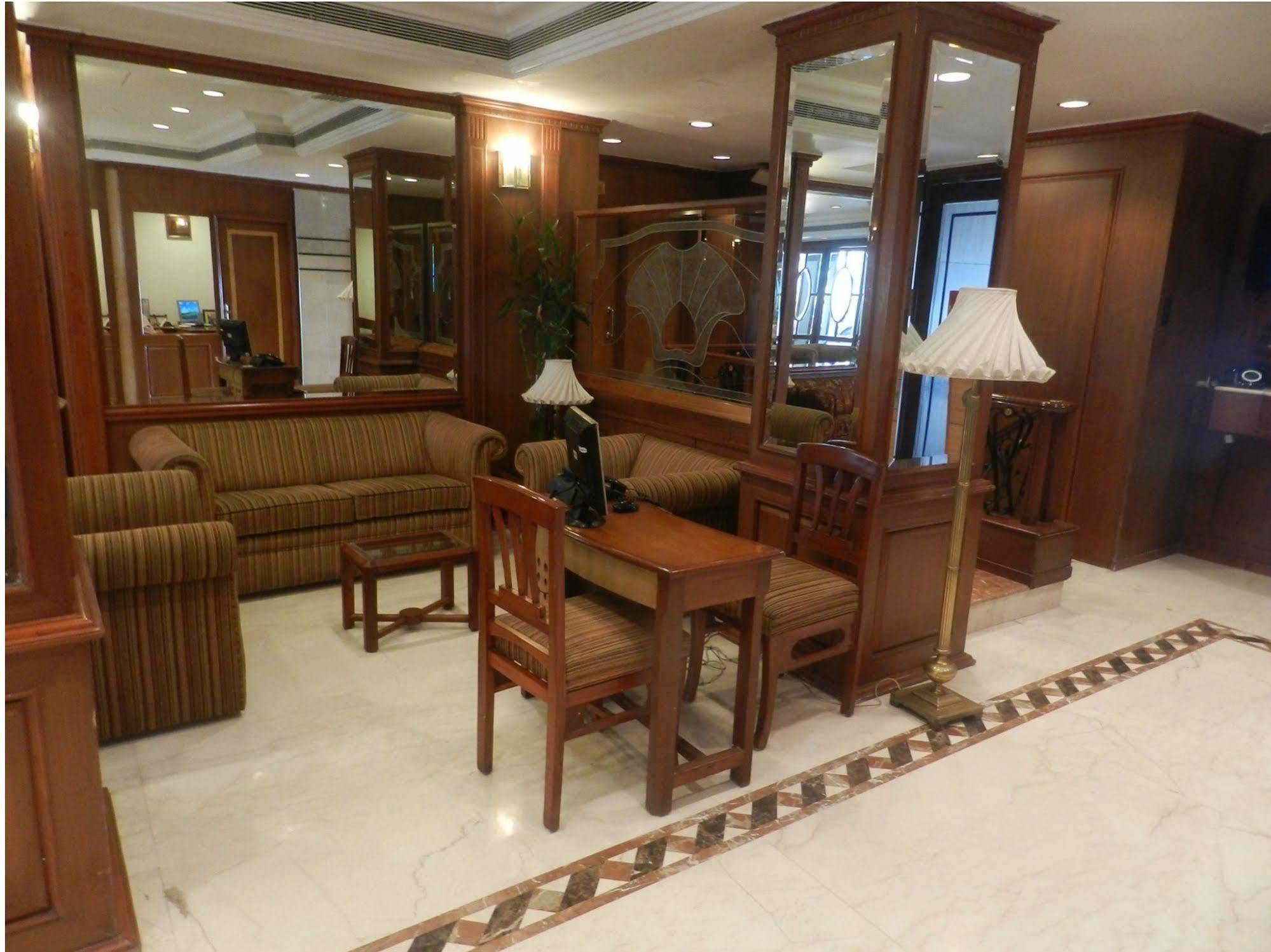 Citizen Hotel Bombay Extérieur photo